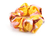 Gele bloemen scrunchie - HAIRPIN.NU